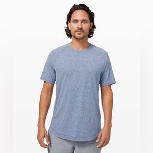 Lululemon NWOT Drysense Short Sleeve Shirt XL Blue